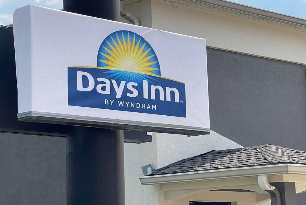 Days Inn By Wyndham Lafayette Scott Extérieur photo